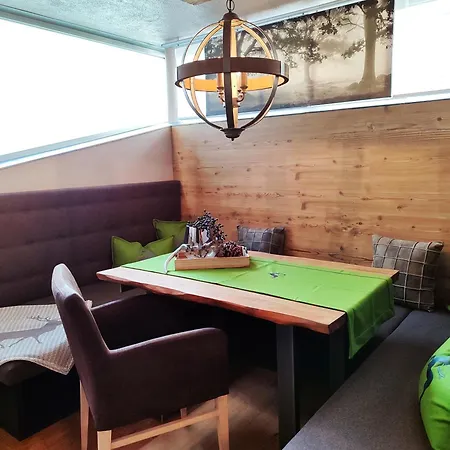 Kosis Townhouse Mit Zugang Im Kosis Sports Lifestyle Fuegen